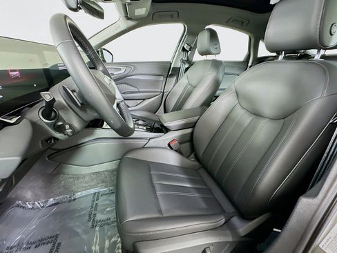 Used 2025 Audi A5 2.0T Premium w/ Convenience Package image 18