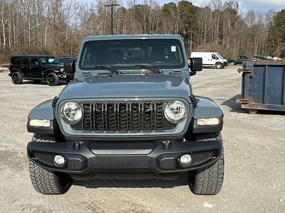 Used 2024 Jeep Gladiator Sport