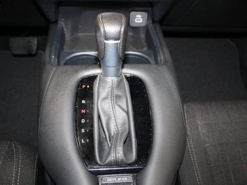 Used 2023 Honda HR-V LX image 28