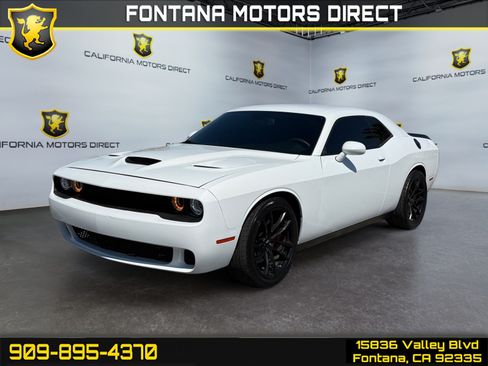 Used 2021 Dodge Challenger R/T Scat Pack RWD image 1