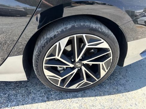 Used 2023 Hyundai Ioniq 6 SEL RWD image 8