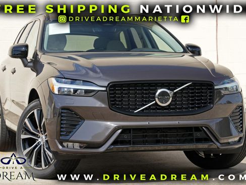 Used 2025 Volvo XC60 B5 Plus w/ Climate Package AWD/4WD image 2