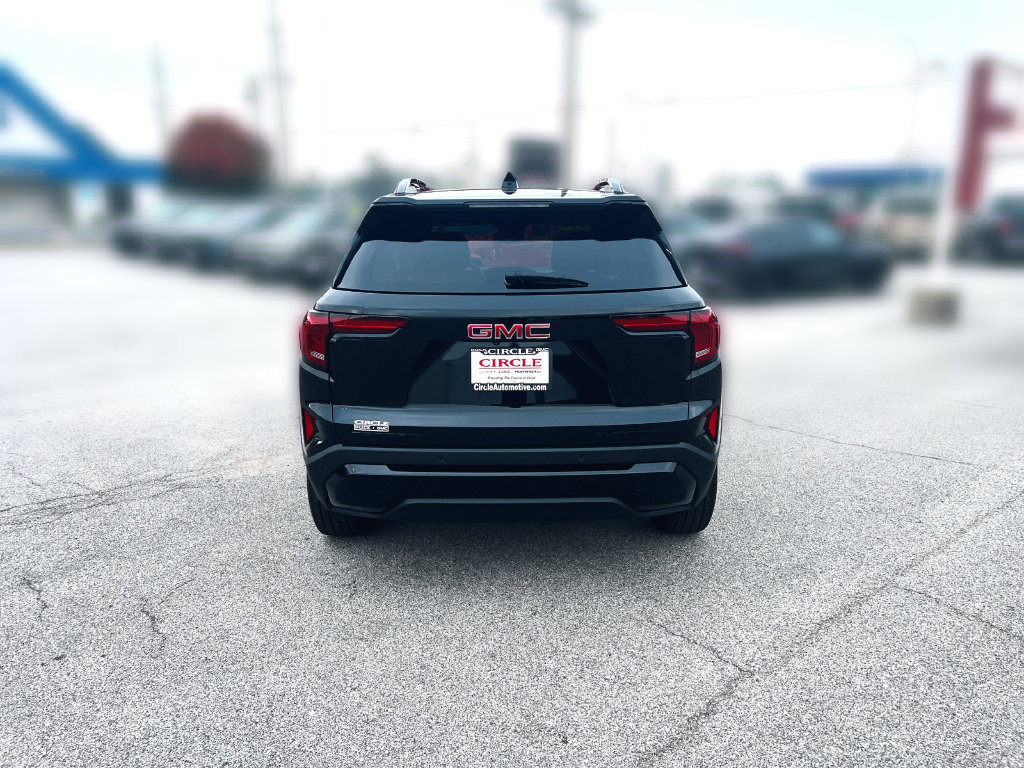 Used 2026 GMC Terrain Elevation w/ Black Edition FWD image 6