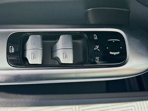 New 2026 Mercedes-Benz C 300 4MATIC Sedan image 17