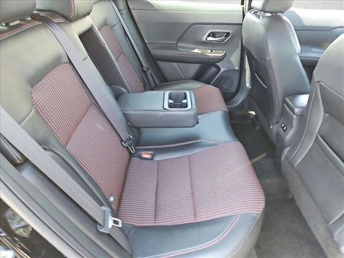 Used 2025 Nissan Kicks SR FWD image 25