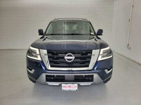 Used 2022 Nissan Armada SL RWD image 3