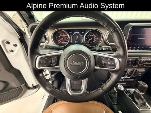 Used 2021 Jeep Wrangler Unlimited Rubicon AWD/4WD image 9