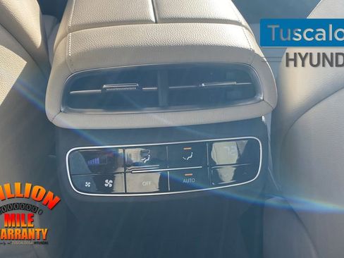 Used 2022 Genesis G80 2.5T w/ Advanced Package image 28