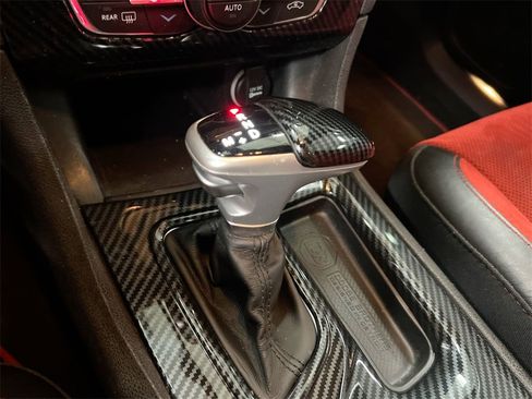 Used 2018 Dodge Charger R/T Scat Pack image 15