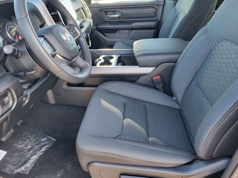 New 2026 RAM 1500 Express AWD/4WD image 21