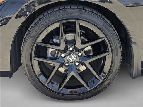 Used 2025 Honda Civic Sport image 23