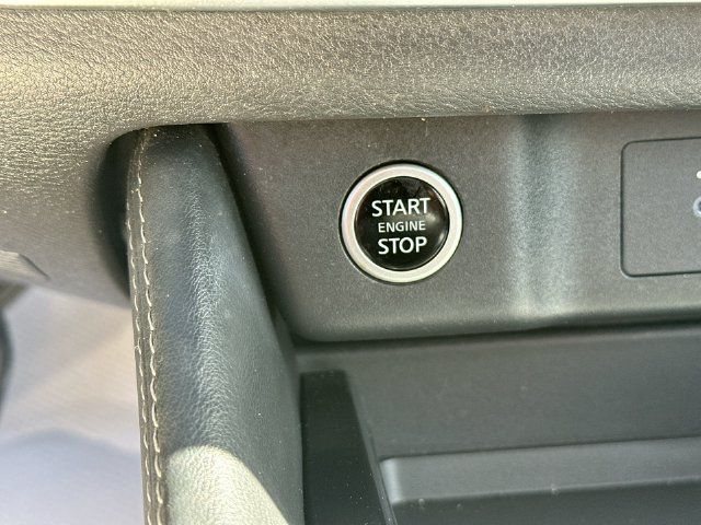 Used 2023 Nissan Rogue SL AWD/4WD image 20