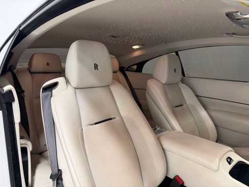 Used 2019 Rolls-Royce Wraith image 33