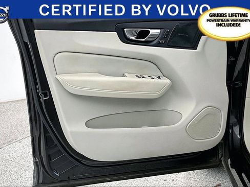 Certified 2023 Volvo XC60 B5 Ultimate w/ Climate Package image 24
