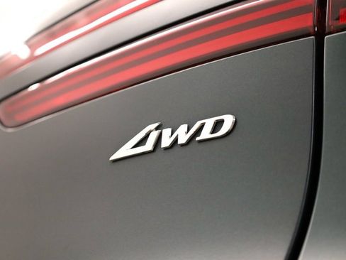 Used 2024 Genesis GV70 2.5T w/ Advanced Package image 42