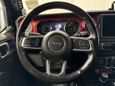 Used 2022 Jeep Wrangler Unlimited Rubicon w/ Cold Weather Group AWD/4WD image 19