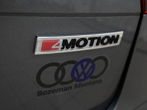 Used 2021 Volkswagen Tiguan SE AWD/4WD image 20