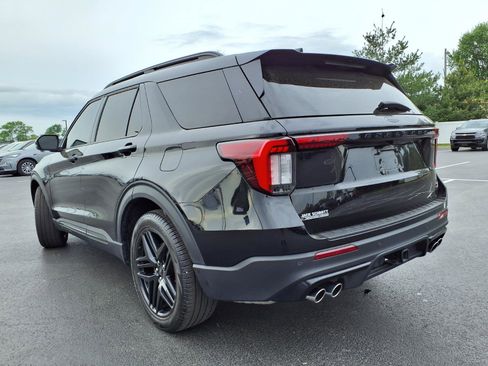 Used 2025 Ford Explorer ST AWD/4WD image 38