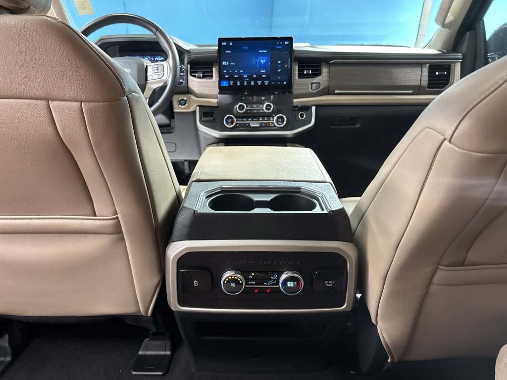 Used 2024 Ford Expedition Max Limited AWD/4WD image 38