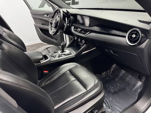 Used 2023 Alfa Romeo Stelvio Sprint RWD image 56