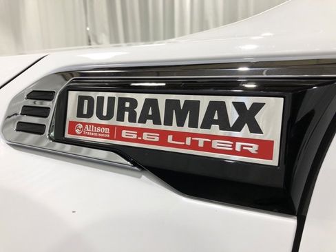 Used 2025 GMC Sierra 3500 Pro image 8