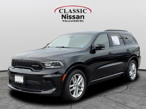 Used 2024 Dodge Durango GT image 1