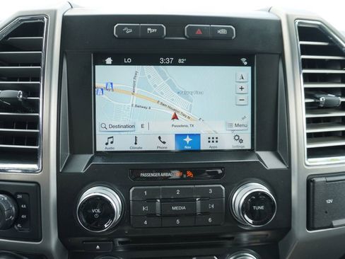 Certified 2020 Ford Edge Titanium FWD image 16
