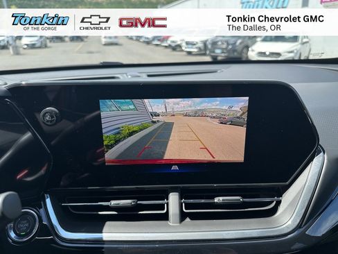 New 2025 Chevrolet Trax RS image 20