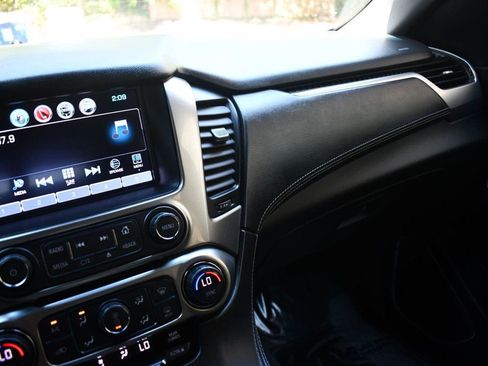 Used 2018 Chevrolet Tahoe LS w/ All-Season Package image 27