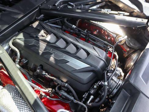 Used 2022 Chevrolet Corvette Stingray Preferred Cpe w/ Z51 Performance Package RWD image 13