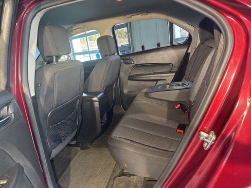 Used 2017 Chevrolet Equinox LT w/ Convenience Package image 14