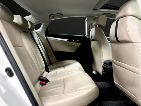 Used 2016 Honda Civic EX-L image 18