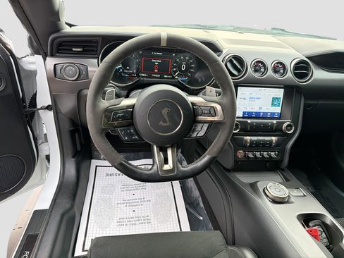 Used 2022 Ford Mustang Shelby GT500 w/ Technology Package image 16