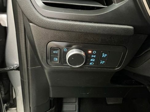 Used 2022 Ford Escape SE FWD image 20