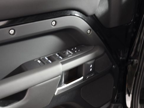 New 2026 Land Rover Defender 110 S AWD/4WD image 15