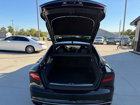 Used 2016 Audi RS 7 Prestige w/ RS 7 Dynamic Package image 42