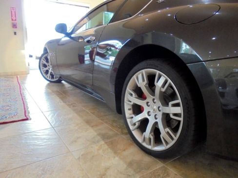 Used 2009 Maserati GranTurismo S RWD image 27