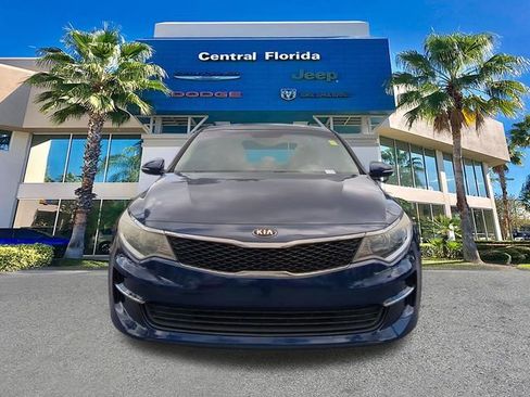 Used 2016 Kia Optima LX w/ Option Group 014 FWD image 3