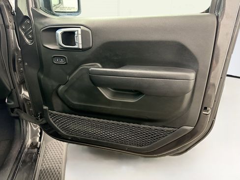 Used 2024 Jeep Wrangler Sport S w/ Convenience Group image 32