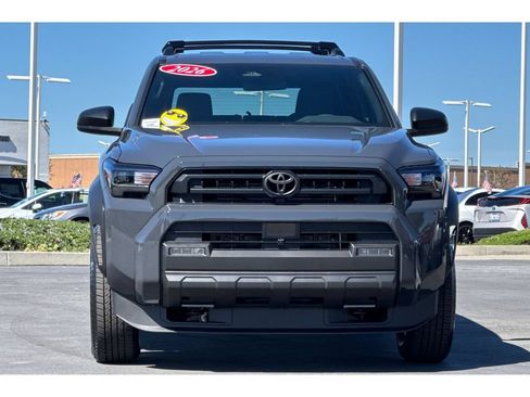 New 2026 Toyota 4Runner SR5 AWD/4WD image 9