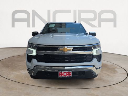 Used 2024 Chevrolet Silverado 1500 LT AWD/4WD image 3