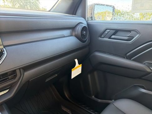 New 2026 Chevrolet Colorado Trail Boss AWD/4WD image 25