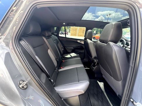 Used 2024 Volkswagen ID.4 S image 16