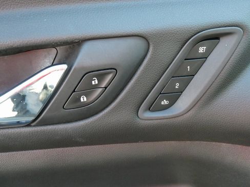 Used 2019 GMC Acadia Denali image 27