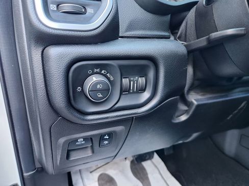 Used 2019 RAM 1500 Big Horn image 22