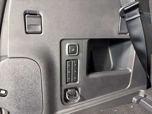 New 2025 Lincoln Navigator Reserve w/ Jet Appearance Package image 28