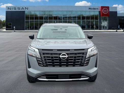 New 2026 Nissan Pathfinder Platinum AWD/4WD image 8