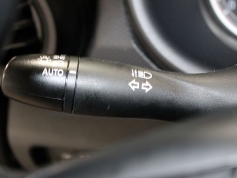 Used 2023 Nissan Kicks S image 31