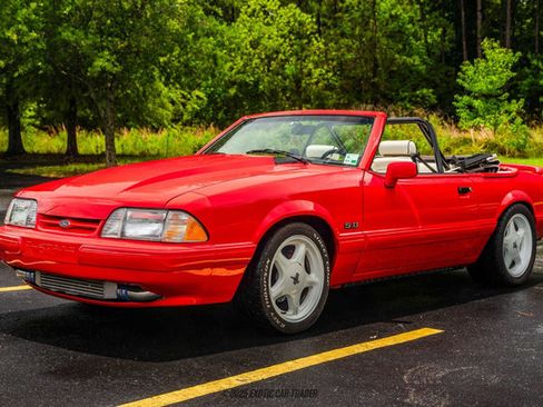 Used 1992 Ford Mustang LX image 14