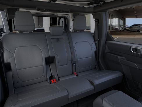 New 2026 Ford Bronco Badlands AWD/4WD image 11